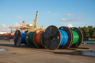 câbles electriques impotés