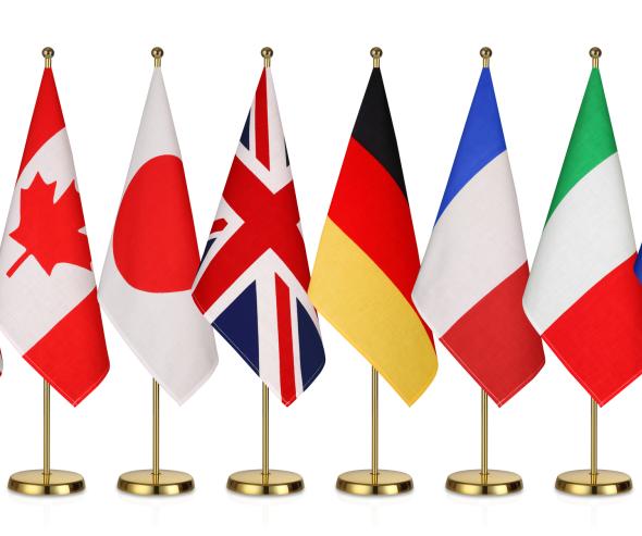 g7